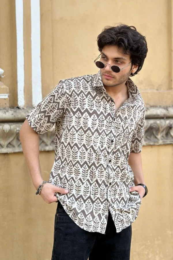 Mens Tree Printed Half Sleeve Cotton Shirt (White, Brown) with goggle